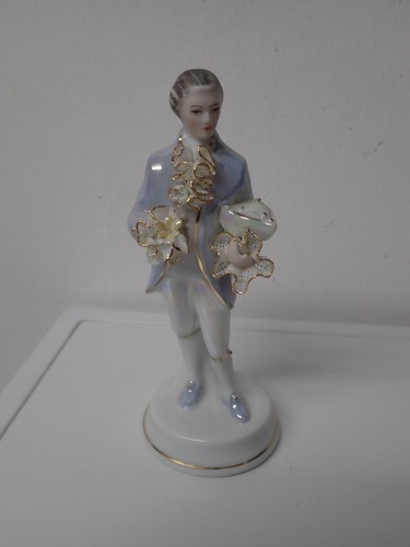Schöne porzellanfigur - schöne,