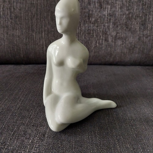 Porzellan figur sitzende - porzellan,