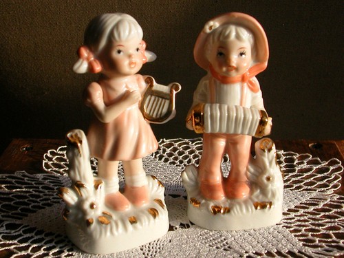 Porzellan figur - x,