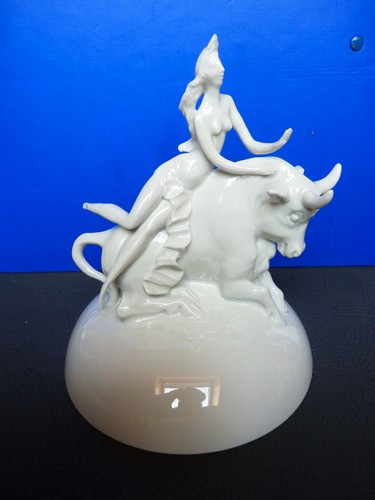 Porzellan figur europa auf - porzellan,