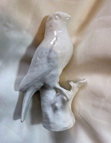 Vogelskulptur aus porzellan - vogelskulptur,