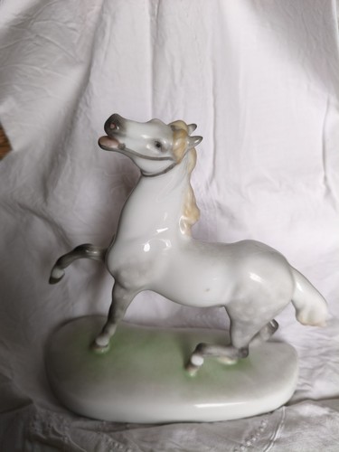 Original herend porzellanfigur - original,