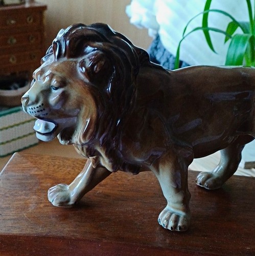Porzellanfigur löwe - porzellanfigur,